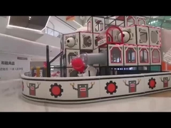 Equipamento interno do campo de jogos das crianças feitas sob encomenda atrativas com corrediça mágica da associação da bola